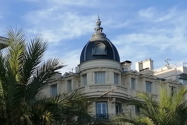 toiture_carrousel_Dôme en ardoises à Niçe