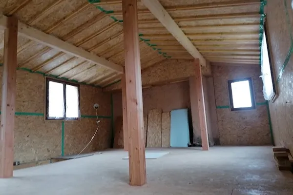 toiture_carrousel_Sous la charpente